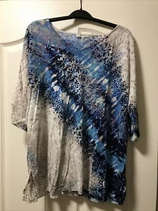 ZOZO Plus Size 2X Designer Hand Printed Lightweight Pullover Sweater - Picture 1 of 5