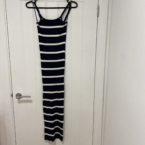 J & H Fashion Paris Blue Striped Knitted Dress Size L. B20