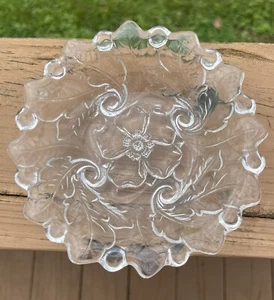 Indiana Glass Wild Rose Pattern Clear Glass Footed 6" Lots of Texture - Picture 1 of 8