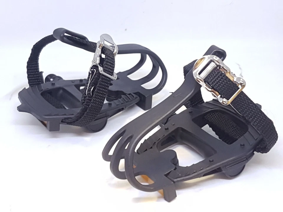 PEDALS  9/16" Raleigh VP Lightweight Resin Toe Clip Straps Road Bike Bicycle - Image 1 of 4