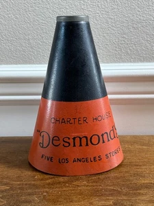 VINTAGE MEGAPHON WERBUNG CHARTERHAUS DESMONDS LOS ANGELES SCHILD STIERHORN - Bild 1 von 11