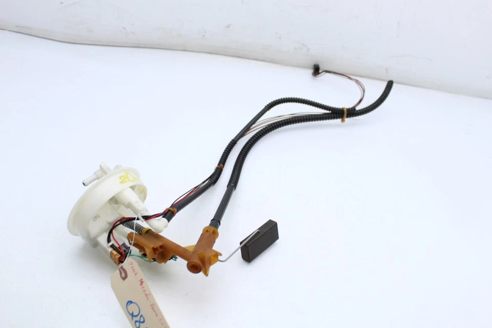 Mercedes-Benz C230 2002 2,3 L sensor de nivel del tanque de combustible unidad de envío Q8935 Foto 1 de 4