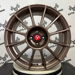 Cerchi in lega DEDICATI ABARTH 500 da 17" NUOVI DEDICA ESSEESSE BRONZO - Imagen 1 de 7
