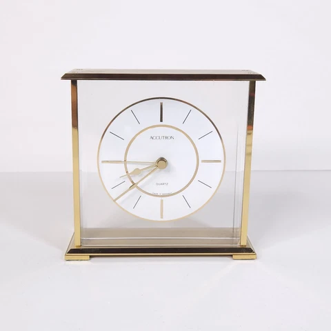 Vintage Bulova Accutron Floating Executive Brass Desk Alarm Clock D 3007 Germany Cover