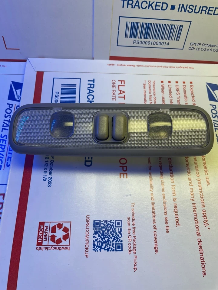 Luz de mapa de techo cúpula central delantera gris Acura Integra 1994-2001 OEM Foto 1 de 4