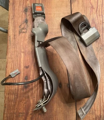 Cinturón de seguridad para conductor Ford Ranger Hebilla Receptor Centro Ajustable GRIS 92 Foto 1 de 4