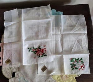 Ladies Handkerchief Christmas Applique Bells NWT Treasure Masters Switzerland - Picture 1 of 6
