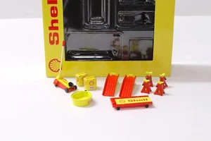 1:18 GMP Shell Negozio Attrezzo Set #2 Diorama Accessori Giallo/Red - Foto 1 di 2
