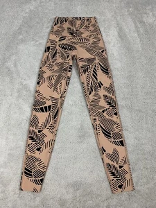 Pantalones Aerie Chill Play Move Desnudo/Negro Hoja de Palma Estampado 7/8 Activo XS - Imagen 1 de 12