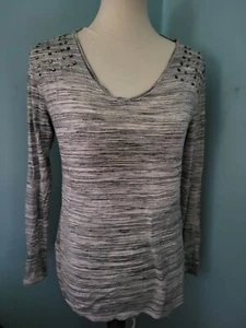 FADED GLORY RAYON SOFT GRAY LONG SLEEVE PULLOVER SHIRT/TOP WITH SEQUINS - Picture 1 of 1