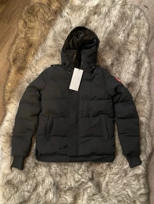(BRAND NEW) Canada Goose puffer jacket Size Extra Small - Image 1 of 4