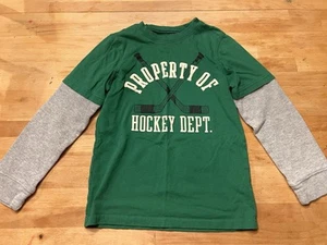 Carter’s Boy’s Hockey Graphic Tee; Size 8 - Picture 1 of 3