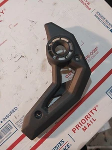 2017-2022 KAWASAKI ER650 Z650 RIGHT HAND SIDE FRAME FOOTREST STEP COVER OEM - Picture 1 of 2