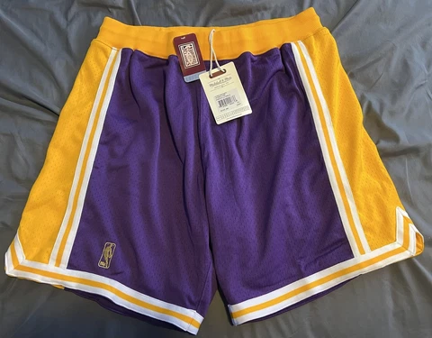 100% Authentic 1996 97 LA Lakers Mitchell Ness Shorts 52 XXL Kobe Shaq BNWT Cover