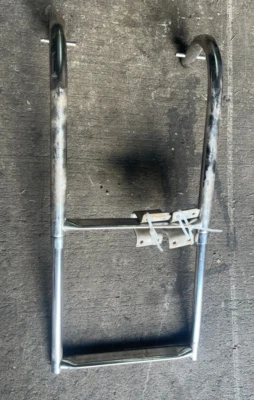 ESCALERA DE EMBARQUE BARCO DE 2 PASOS ACERO INOXIDABLE Foto 1 de 4