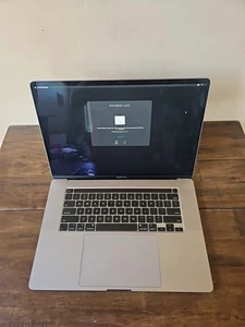 AS-IS Apple MacBook Pro 16" MVVL2LL/A Silver 2019 READ L0CKED - Afbeelding 1 van 5