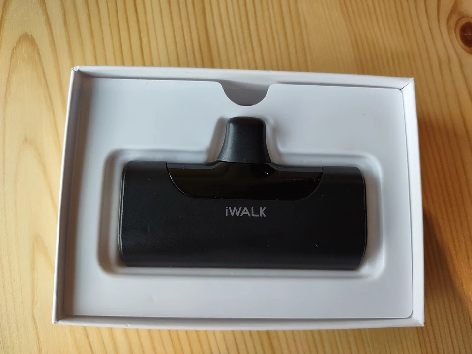 Cargador portátil USB-C iWALK LinkPod4 4500 mAh - negro, DBL4500C Foto 1 de 4