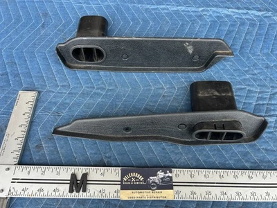 1989-1995 Volvo 740 940 Sedan LH e RH Par de Dutos de Ventilação Sob o Assento OE #3764EM - Imagem 1 de 4