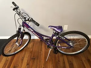 New TREK Girls MT220 Bike 21 Speed Mountain Track Local Pick Up Only 24” Tires - Picture 1 of 12