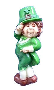 RARE Hallmark PIN St Patrick Vintage LEPRECHAUN Tuxedo Irish 1976 Brooch - Picture 1 of 2