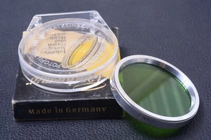 ✅ PANCHROMAR GREEN 49MM FILTER GENUINE LENS OR CAMERA SCREW W/KEEPER & BOX 101-3 - Picture 1 of 2