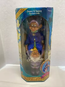 Muñecas apilables Dopey y Sneezy de Blancanieves 1992 de Disney - Imagen 1 de 8