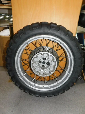 BMW R850/1100/1150GS Hinterrad inkl. Bremsscheibe und TKC80 Reifen 150/70R17 69Q - Bild 1 von 4