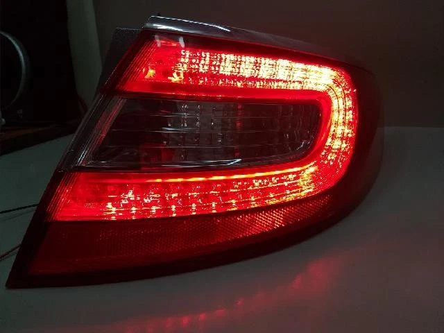 2011 现代 Azera Grandeur HG 后,右尾灯 — 第 1/4 张图片