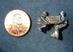 Gandy Dancers HO Scale Metal Unpainted Figures "Two Men Moving Crate" Pre-Owned - Picture 1 of 3