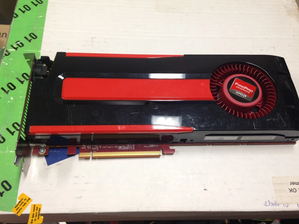 AMD FirePro W8000 100-505845 4GB 256-bit GDDR5 PCI Express 3.0 x16 CrossFire - Image 1 of 1