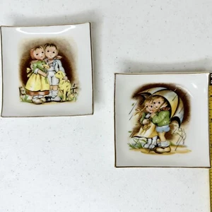2 piccoli piatti quadrati vintage anni 50/hummel da appendere mini decorazione parete gioielli - Foto 1 di 4