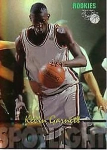 B0443- 1995 Classic Spotlight #RS5 Kevin Garnett - NM-MT - Picture 1 of 2