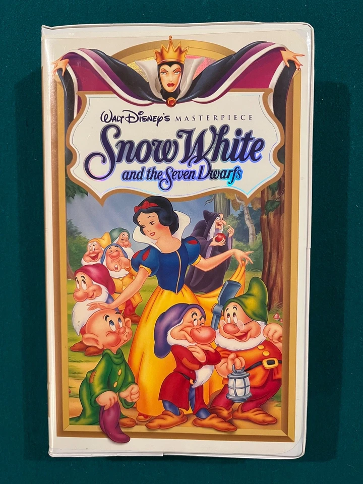 Walt Disney RARE Masterpiece Collection * Snow White VHS tape stock number 1524 - Image 1 of 4