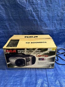 VINTAGE RCA DIGITAL PORTABLE CD PLAYER WITH RADIO MODEL RCD147 NEW IN BOX - Picture 1 of 7