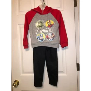Marvel Avengers taglia 5/6 set jogger ragazzo NUOVO - Foto 1 di 4