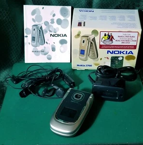 CELLULARE NOKIA 2760 SMOKY GRAY REAL FOOTBALL CON ACCESSORI IN SCATOLA ORIGINALE - Foto 1 di 21