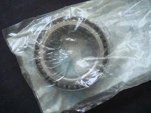 NEW FORD B7A-4221-A GENUINE OEM FACTORY ORIGINAL SIDE BEARINGS - Imagen 1 de 2