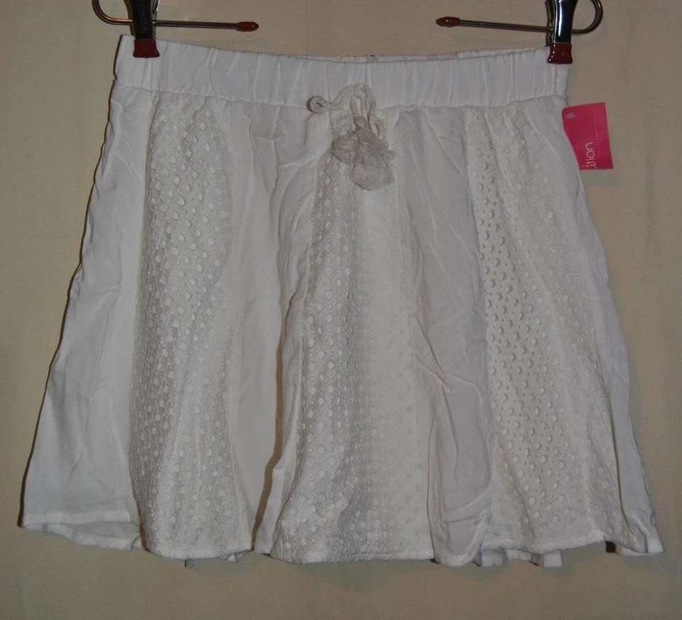 Falda cintura elástica blanca XHILARATION paneles de encaje para niñas nueva sin etiquetas Foto 1 de 4