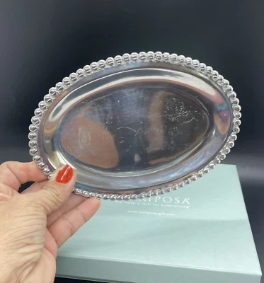 Bandeja para servir Mariposa pequeña borde con cuentas ovalada hecha de aluminio reciclado caja nueva Foto 1 de 4