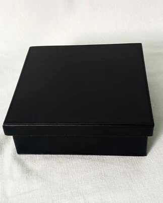 Ralph Lauren Forrado Grande Vacío Caja de Regalo/Caja de Almacenamiento 9 1/8" x 9 1/8" x 3 1/8"  Foto 1 de 3