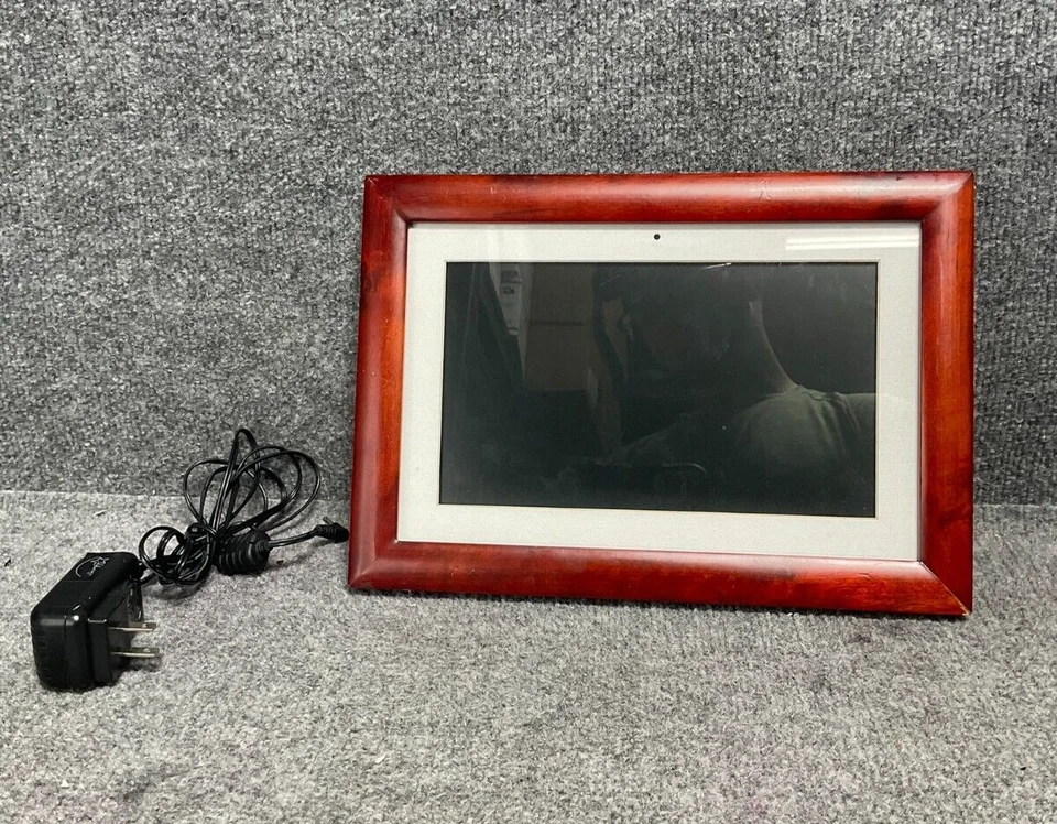 ViewSonic Digital Photo Frame 🖼️ VFM1024w-11 Brown Stylish Display 🟤 - Image 1 of 4