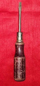 Vintage Wood-Handle Slotted Screwdriver 3/16", 2.5" Blade, 6" OAL - USA Made - Picture 1 of 3