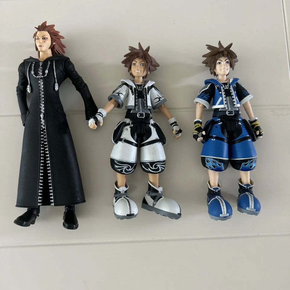 Juego de 3 figuras de acción Disney Kingdom Hearts juguete Foto 1 de 4