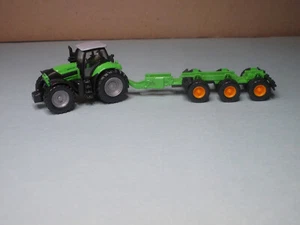 Traktor-Set 1:87 mit drei Aufsätzen 1:87 von SIKU - Bild 1 von 11