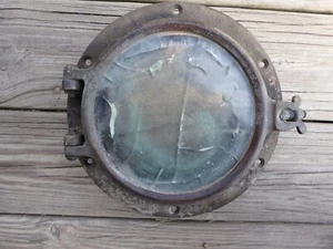 Vtg Wilcox Crittenden Brass Deep Porthole - CW 6 Chris Craft 6" Round w Screen - Picture 1 of 3