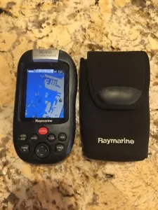Raymarine RC400 GPS Chartplotter Portable - Foto 1 di 12