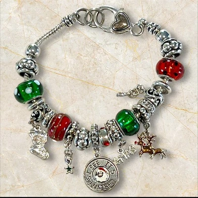 Pulsera con dije de Navidad en tono plateado estilo europeo cuentas de vidrio deslizantes Foto 1 de 4