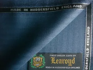 100% MERINOWOLLE ANPASSUNGSSTOFF IN ""UCLA blau"" Herringbone Muster = 3,86m. - Bild 1 von 10