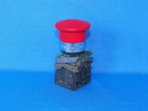 Telemecanique EMO 40 mm diameter with 3 x ZBE-101 and/or ZBE-102 - Imagen 1 de 3