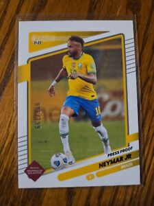 Neymar Jr. -2021-22 Panini Donruss Press Proof Purple #/199 No.18 - Brazil